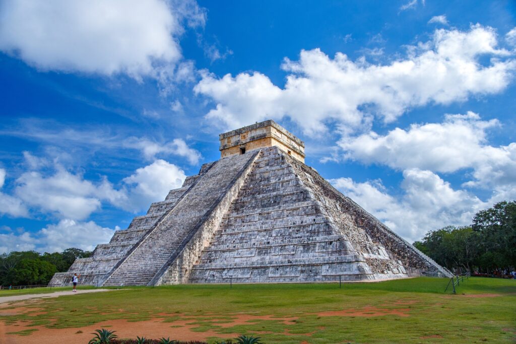 piramide-de-Kukulcan